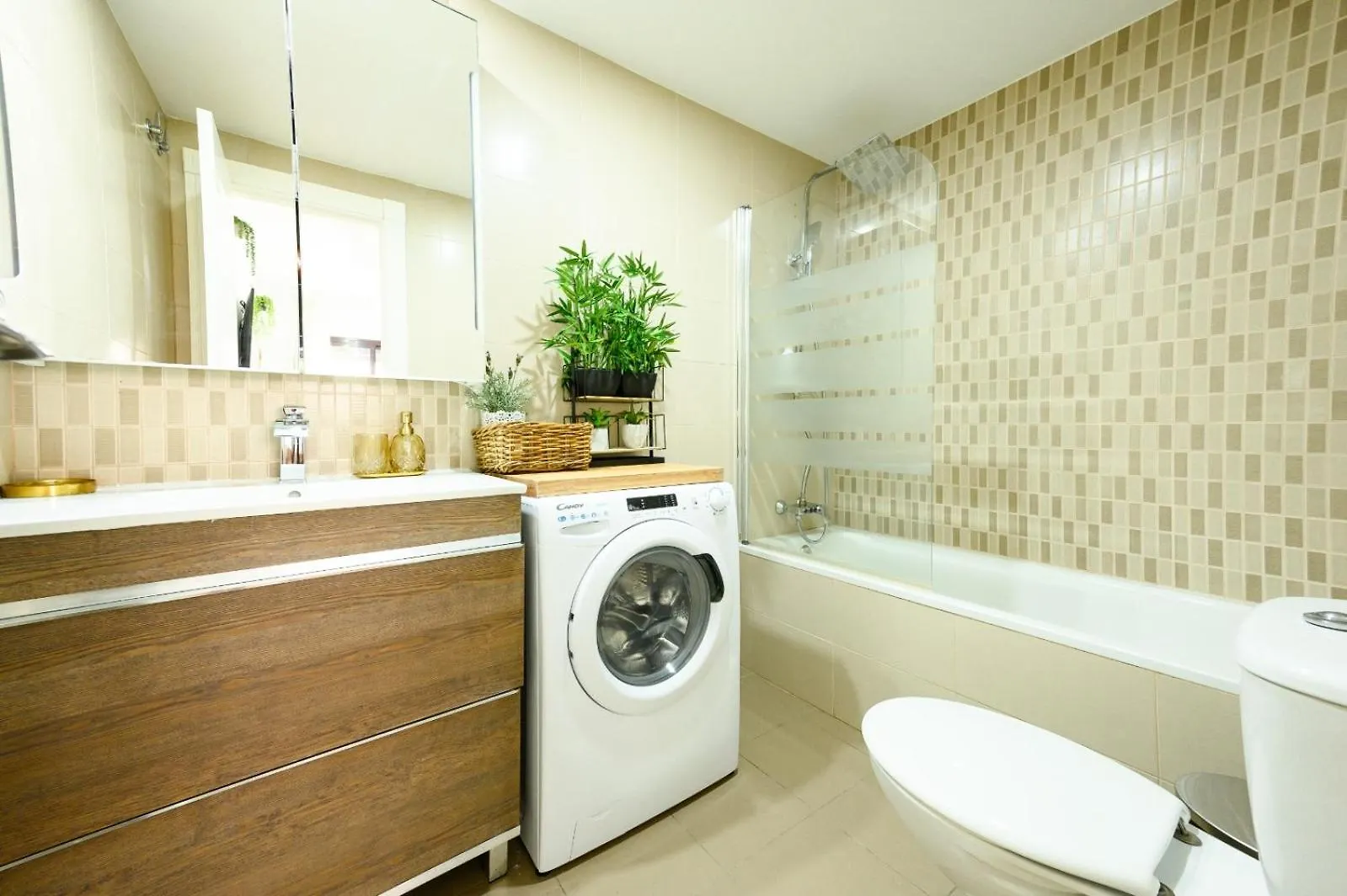Estudio Con Parking Teatinos Malaga Living Apartment